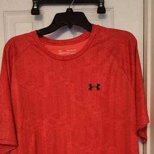 Mens Under Armour Red Heat Gear TShirt 2XL